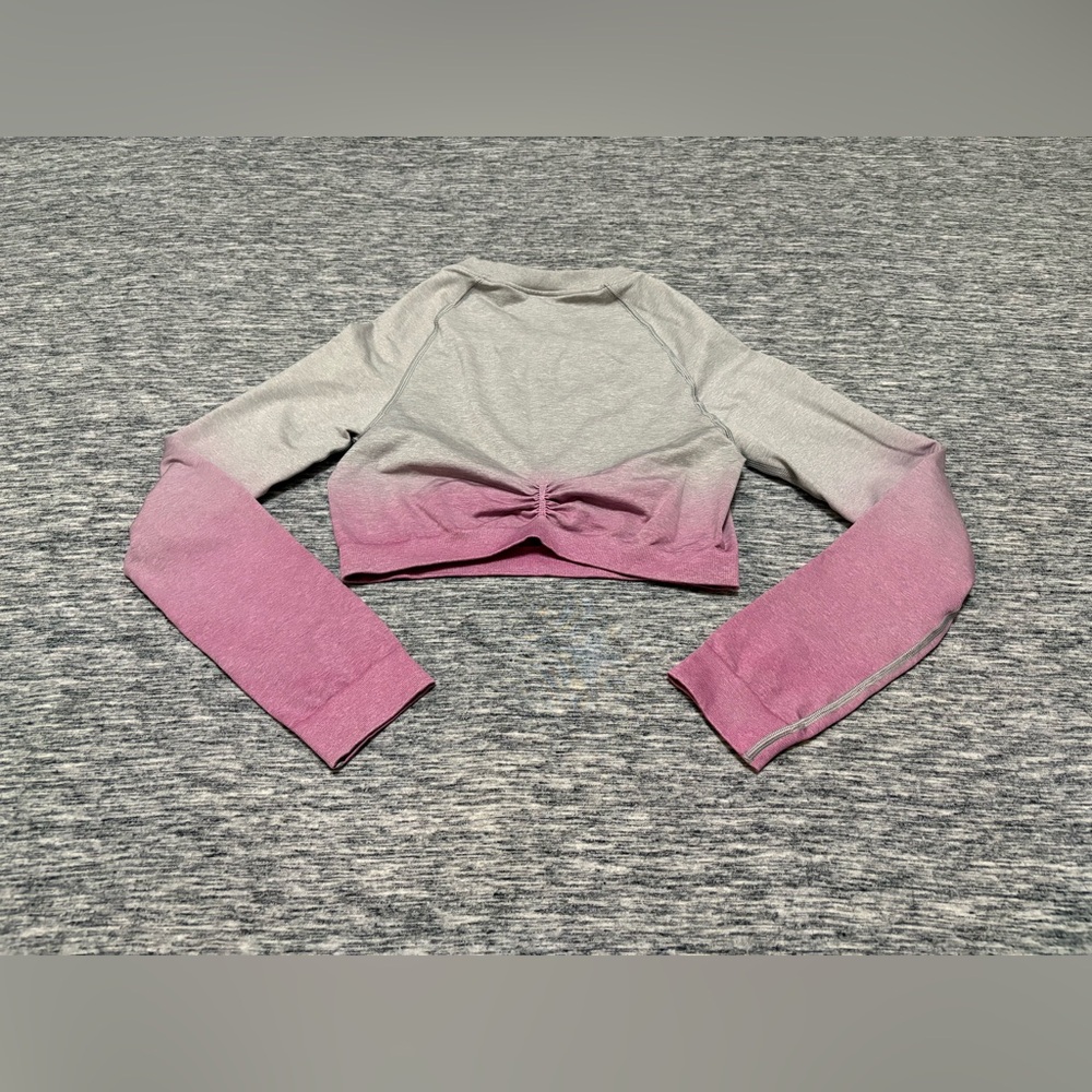 Gymshark Gray and Pink Ombre Cropped Workout Top Size Small - Picture 5 of 5